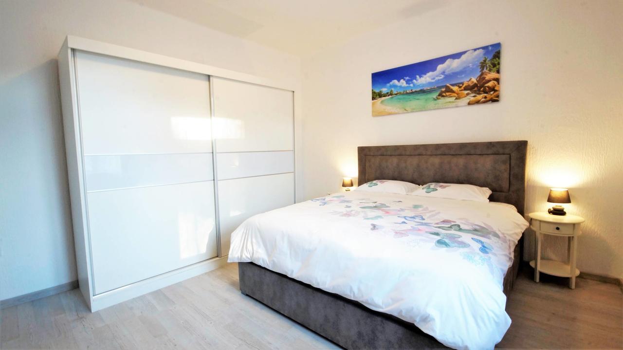 Kala Apartment Tivat Luaran gambar